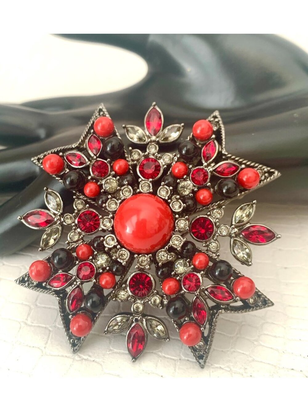 Vintage Joan Rivers Maltese Cross Starburst Brooch Statement Large